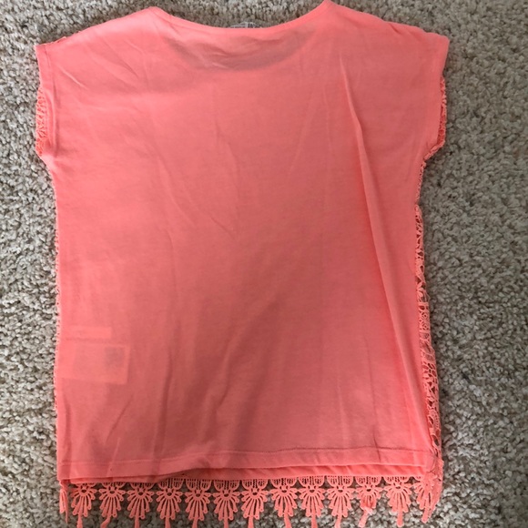 Beautiful Crochet Top! - Picture 4 of 4